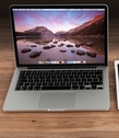 apple-iphone-smartphone-desk